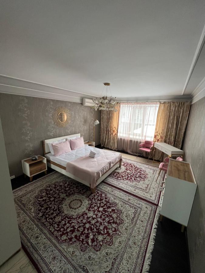 Turan Semey Grand Hotel ภายนอก รูปภาพ